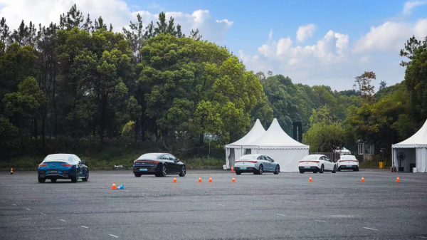 东方试车场 gallery image