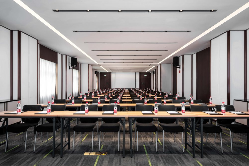 , Hampton Meeting Room